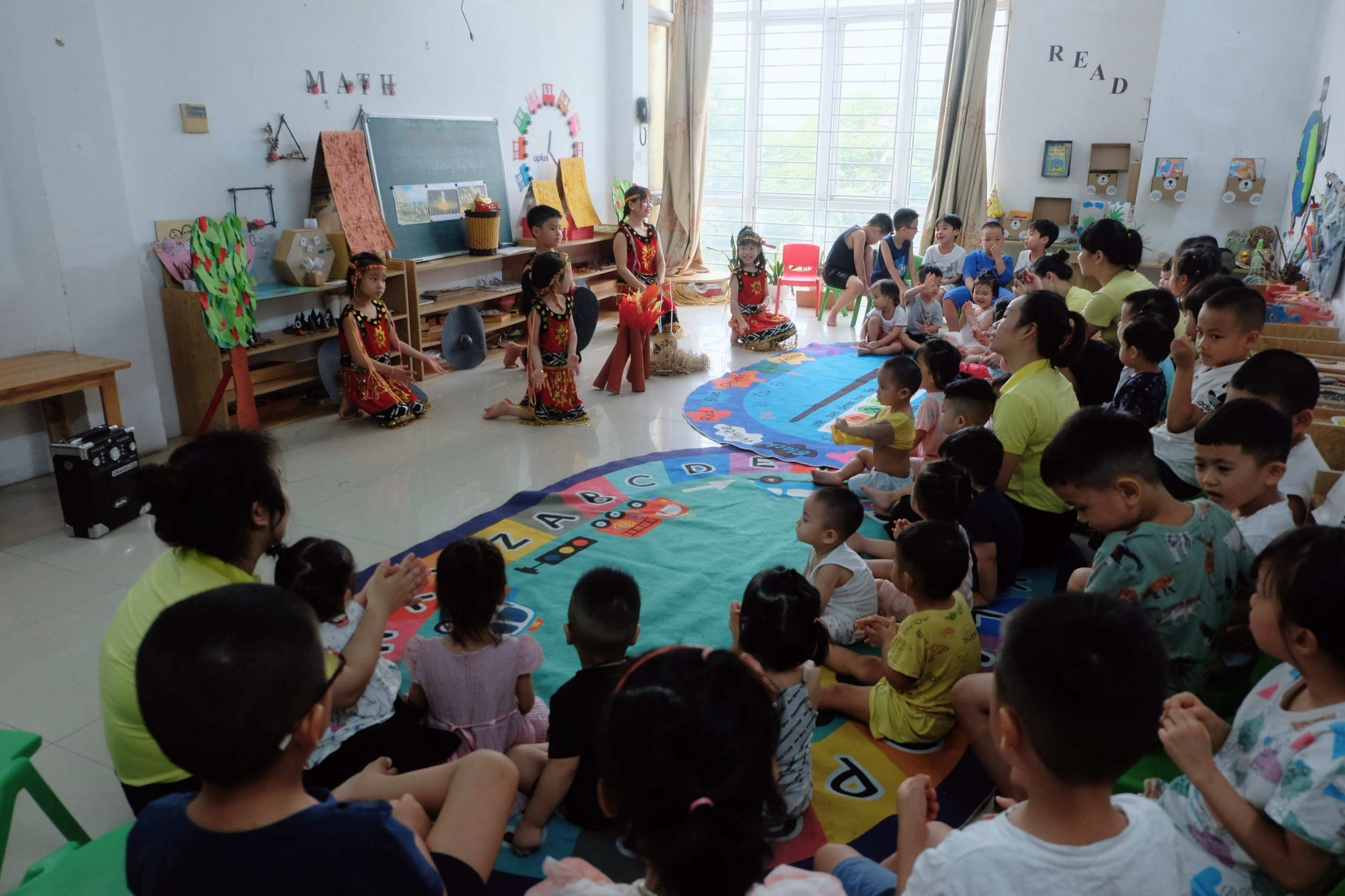 Slide dd1eac0c-3f74-4e34-99ee-23460462f16c