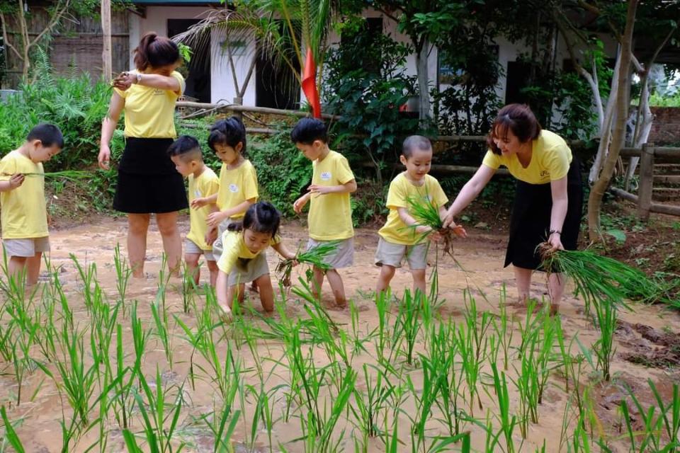 Slide 63e34cee-43a1-4f45-b91b-3c56cbed8b2f