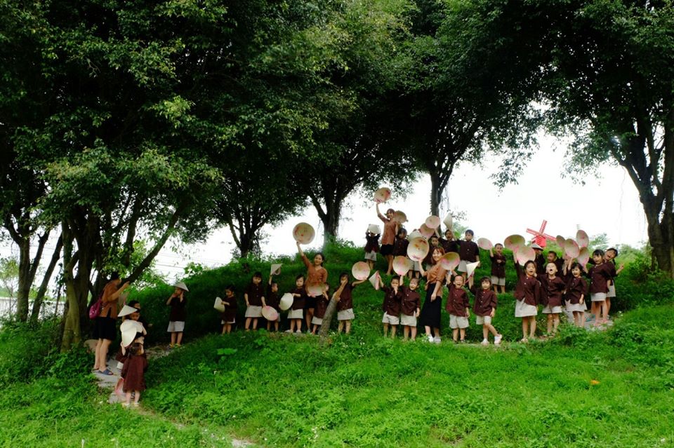 Slide f2a9c6fc-8898-4503-a76a-4a3aacc7dd57