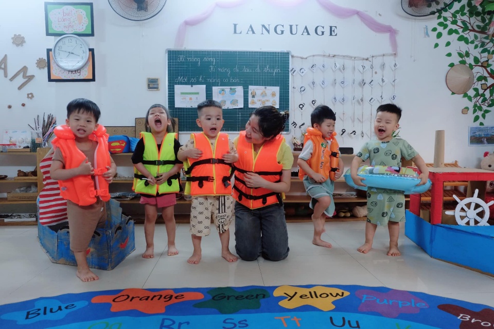 Slide 9a75ce5f-63d3-4656-86dc-7386b6a950fb