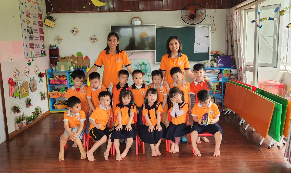 Slide d587820a-ff13-4091-bed7-aaf2eb135af3