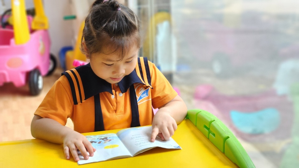 Slide a9fbfc0b-8823-4164-8616-8393200b4049