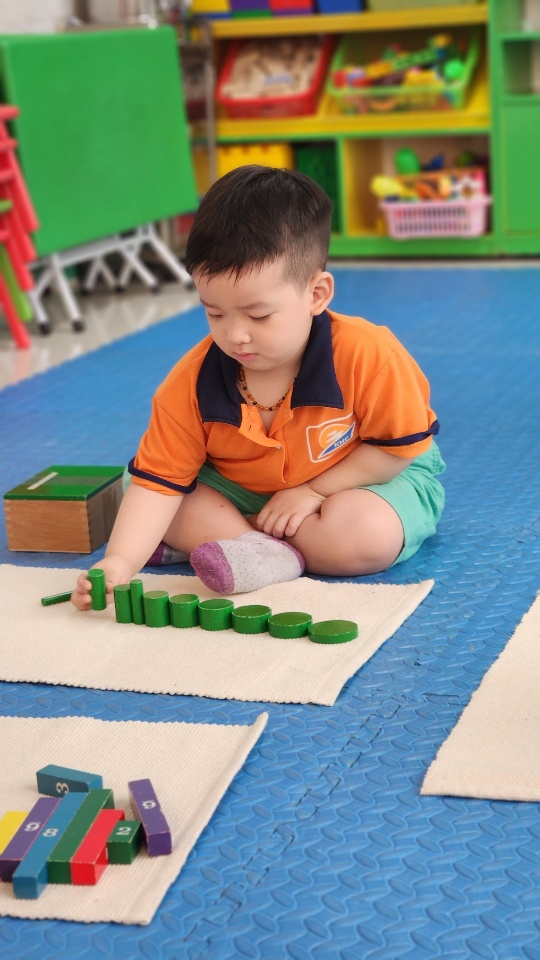 Slide b2e58a78-20f6-49c8-bb5e-7bd6a377e768