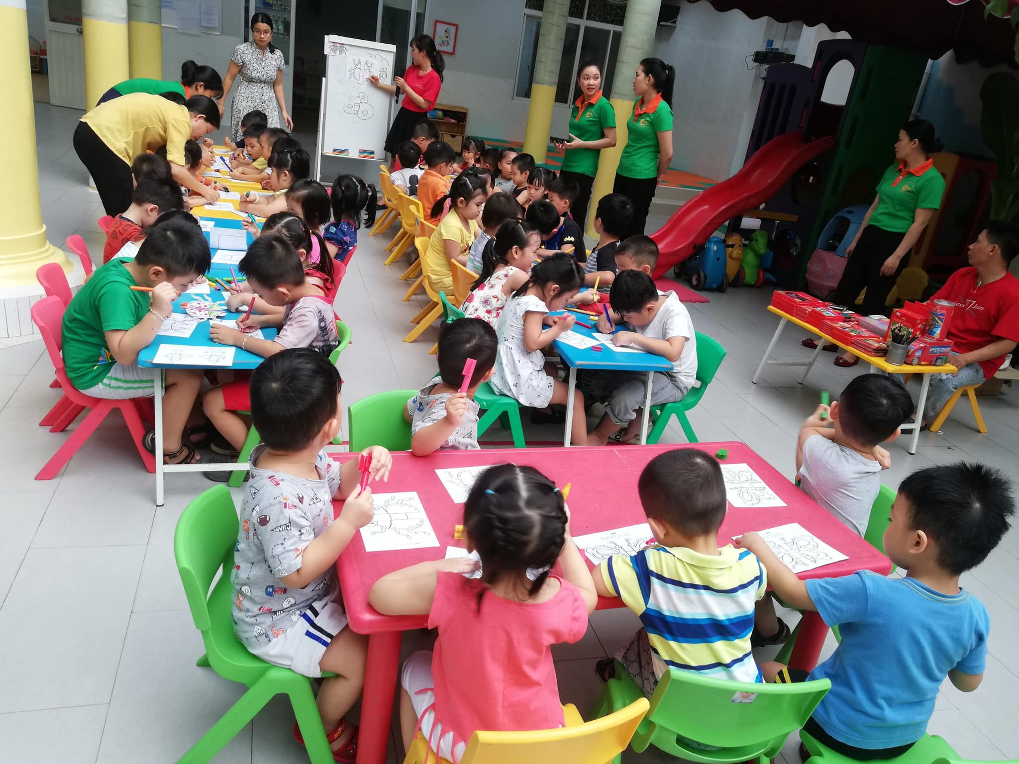 Slide 0ab9014d-ec08-4b28-a6aa-cc1d396c547d