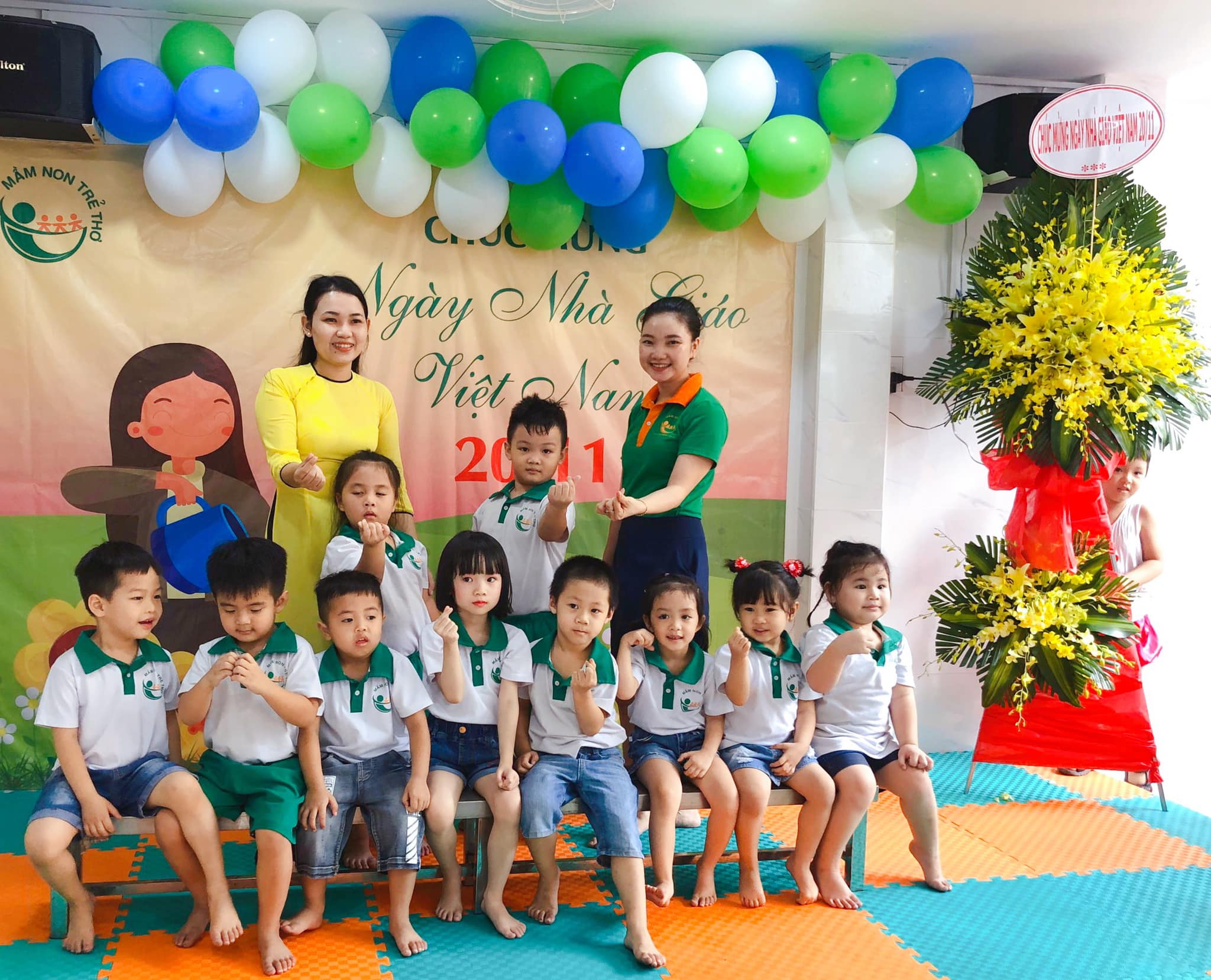 Slide e8aaa1d5-d6e6-4b9b-9c27-68bb655922c6