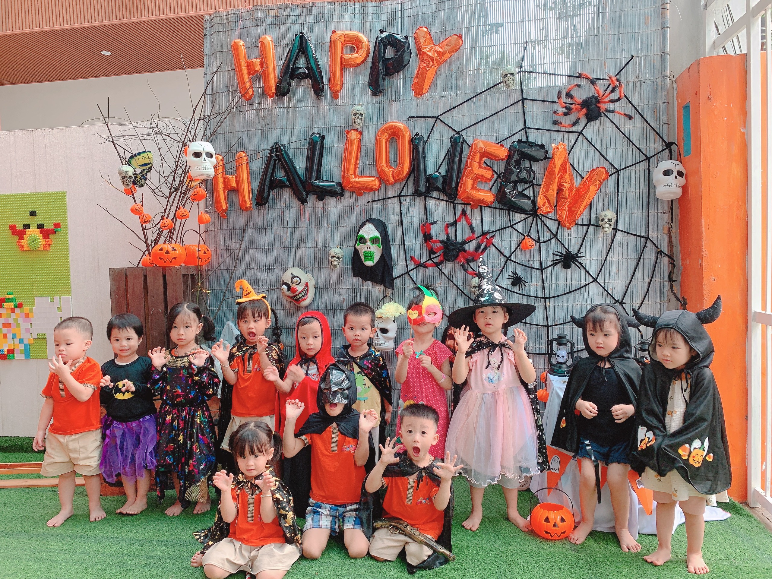 Slide b53ce3c3-0612-4791-a742-6f893e329e56