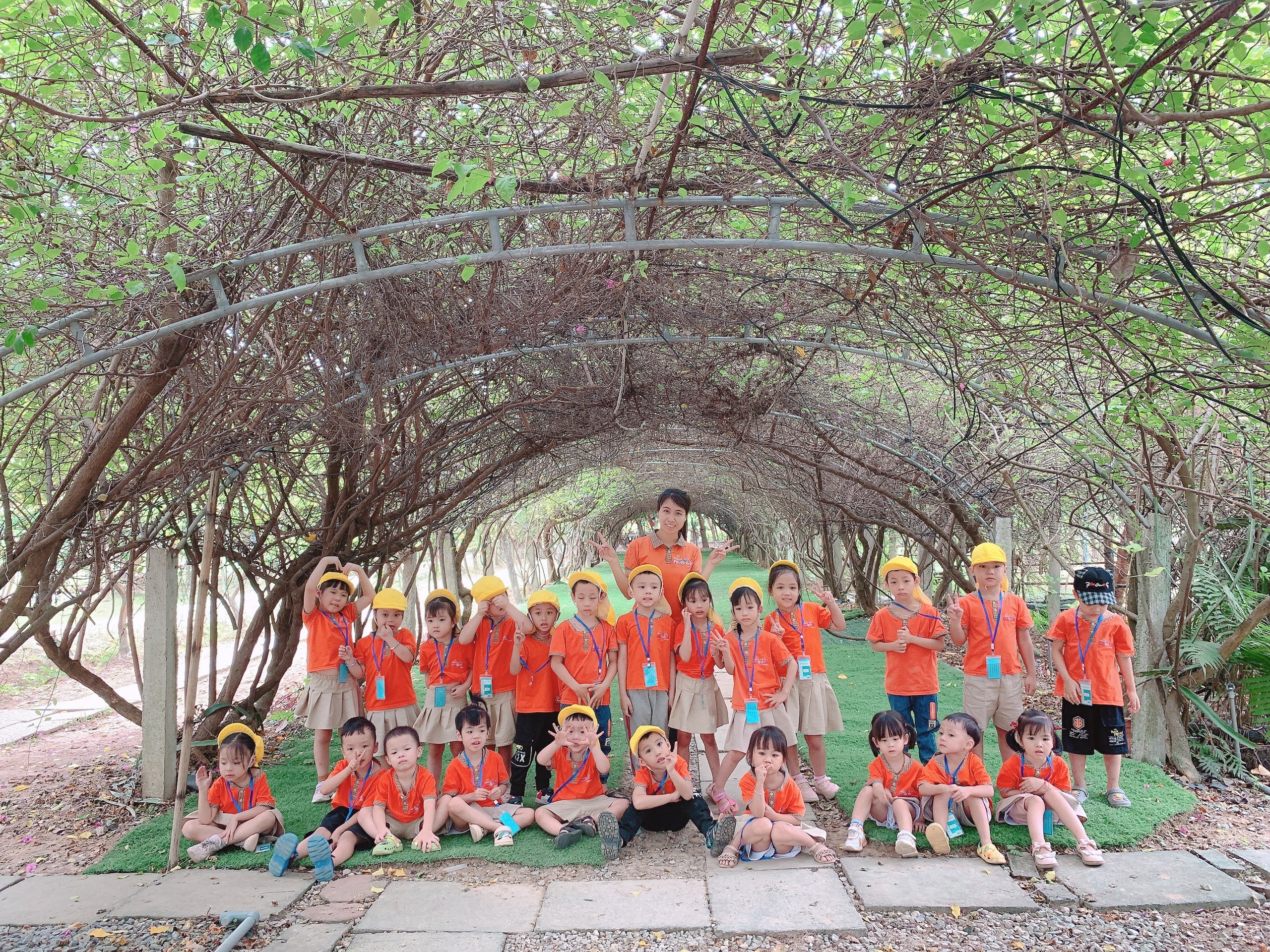 Slide 659721d9-a08d-475d-a824-21e0db3a5f35