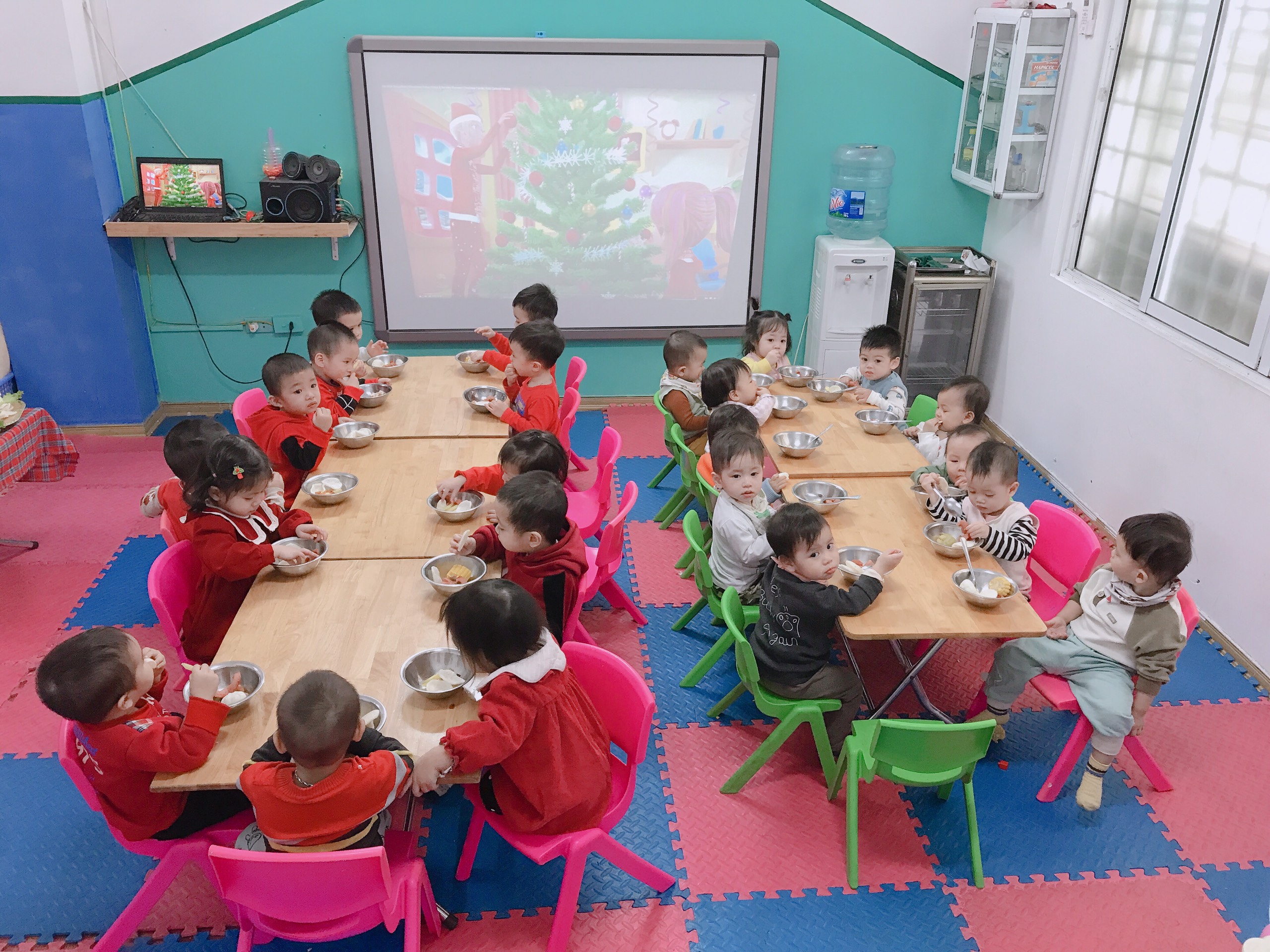 Slide 2b5df7c4-39eb-4e2c-b78d-fbe88dad08a6