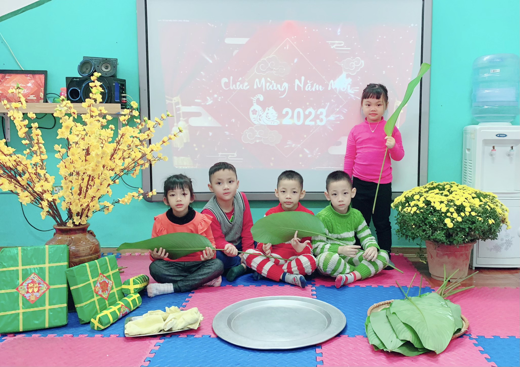 Slide e7b5ece4-3188-4b8a-aab9-57ebb59dcde8