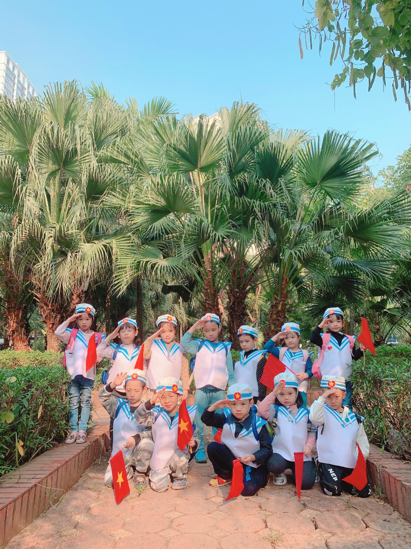 Slide aa2baacd-96d1-4cf8-a12c-aefe46430a3b