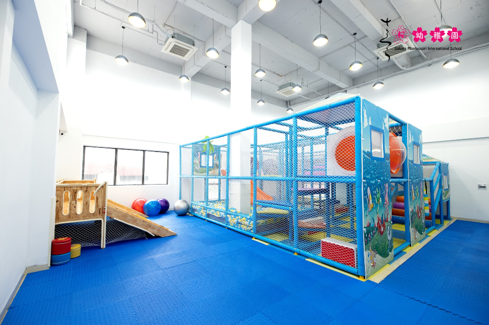 Slide 2b654767-a966-47ae-ac48-3f22b104f25a