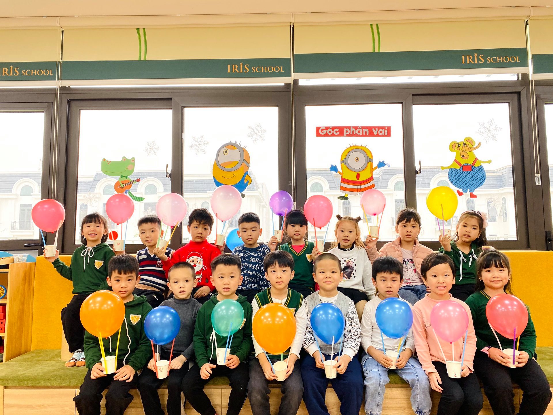 Slide 96ef64e4-b87e-474c-92de-f2303bc67c8b