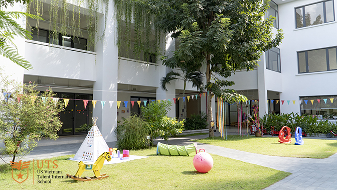 Slide b8af3801-a2ab-426a-8aea-67d2ca1a0cb1