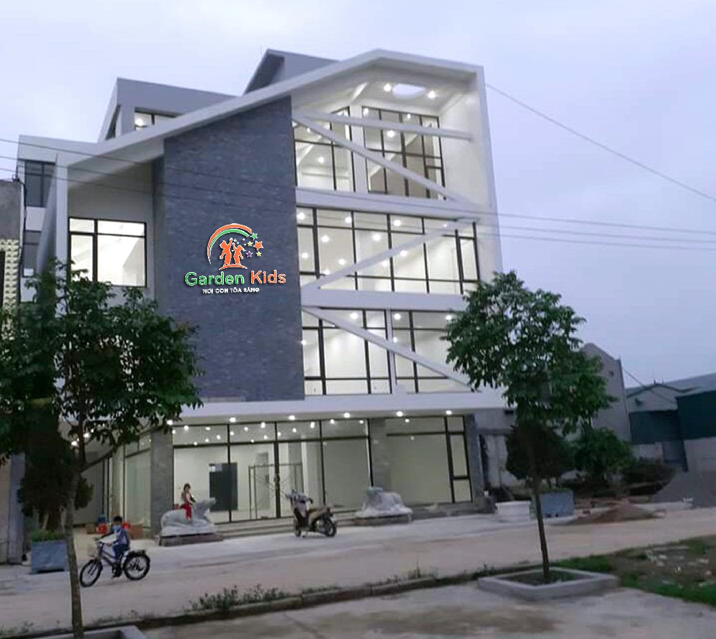 Slide 04b207b1-d2de-4a9b-81b8-9b59721e136b