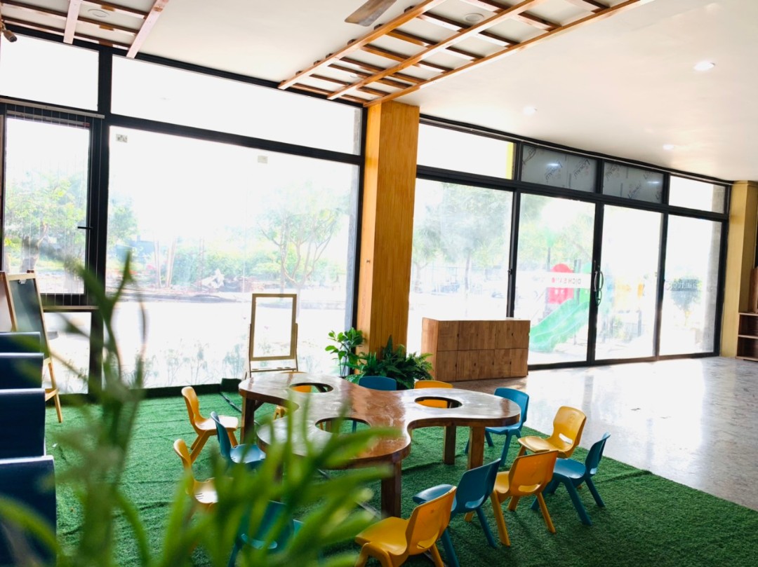 Slide 498702b8-d1f0-40d7-8392-6979bca6e1a2