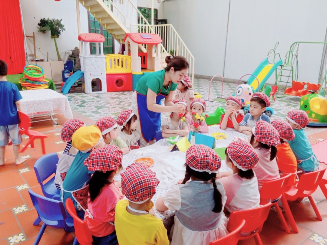 Slide c8b26105-f482-4075-b806-37bee2c62461