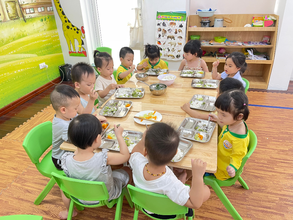 Slide 3be5e01e-d2d3-420d-bed6-88f05ce418ce