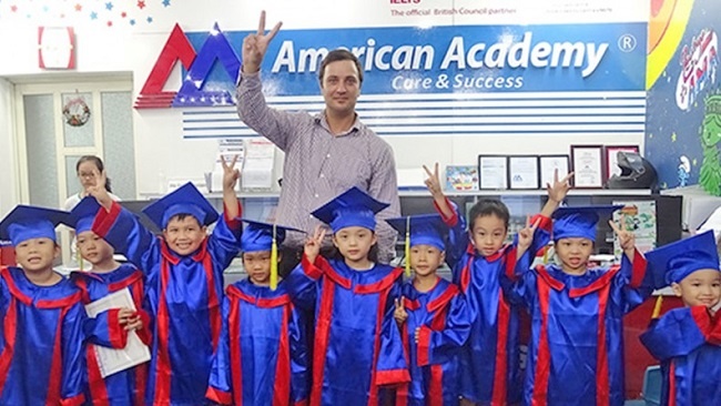 Slide 32099418-94f3-46a8-b498-57566245255b