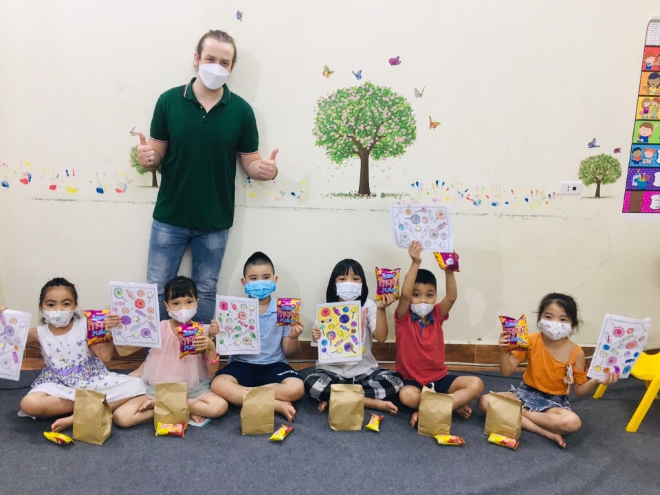 Slide c0171db8-4c35-4d72-9d98-157dabf49dc1