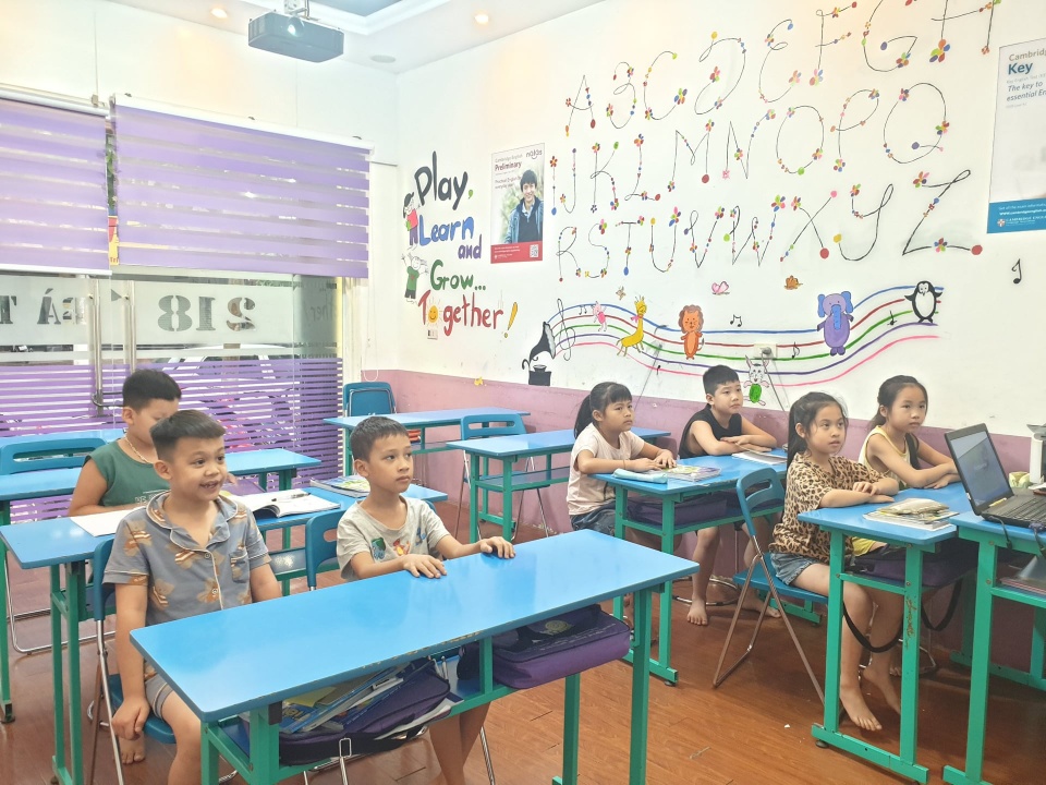 Slide fdf3e9c1-bdd1-4832-8cb8-e0da7564e9d0