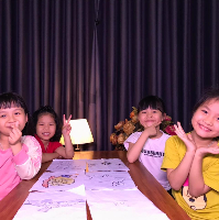 Ngoại Ngữ & Nghệ Thuật Hoàng Nhật - Xuân Phong