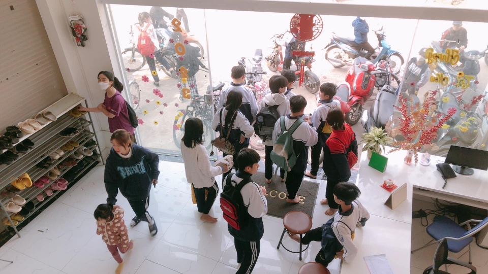 Slide ee4034a8-abed-40f2-9108-e0310cd2cf70