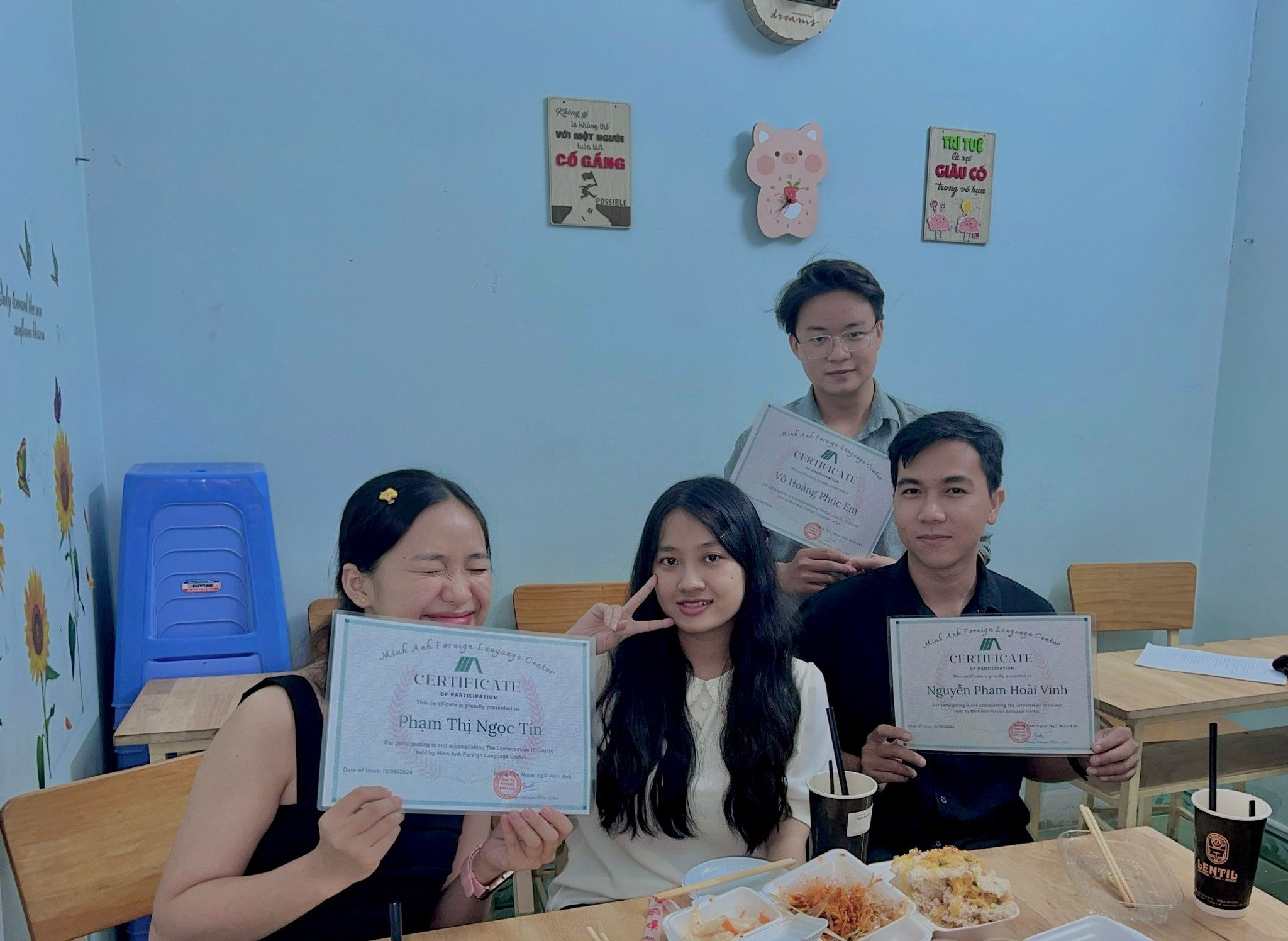 Slide 5c7d6c0f-15a3-4def-b7cc-0e83423e56e0