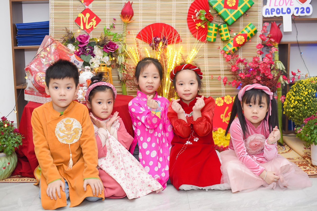 Slide f1489595-6f8d-45d3-8014-7ce5dc097146