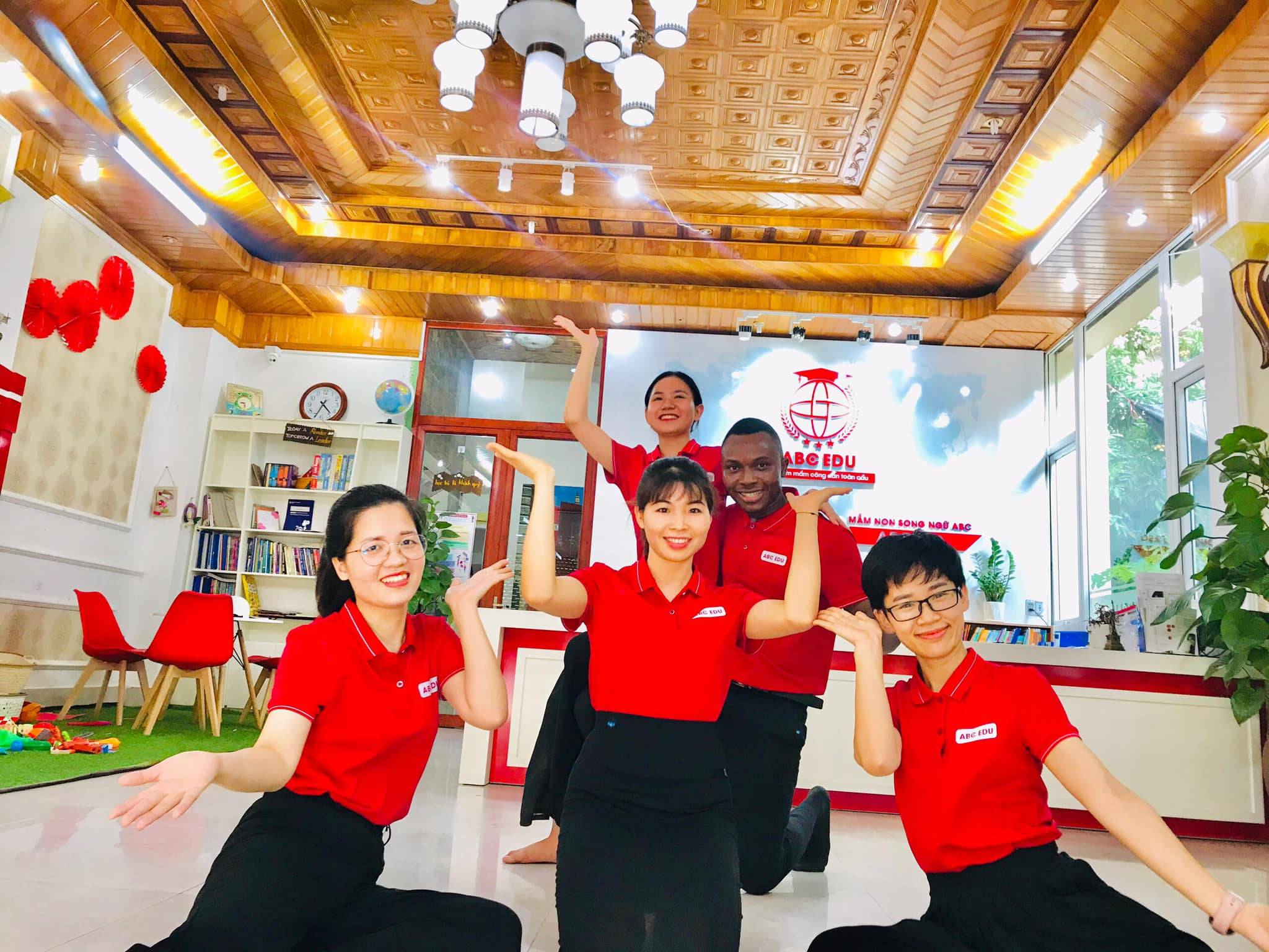 Slide 1e8c0c07-15dc-4763-9bc7-5bf2634496a1