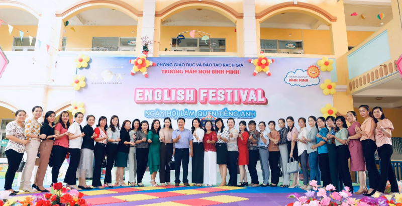 Slide b033e6a9-ae2c-4538-9bcf-6d34244aff76