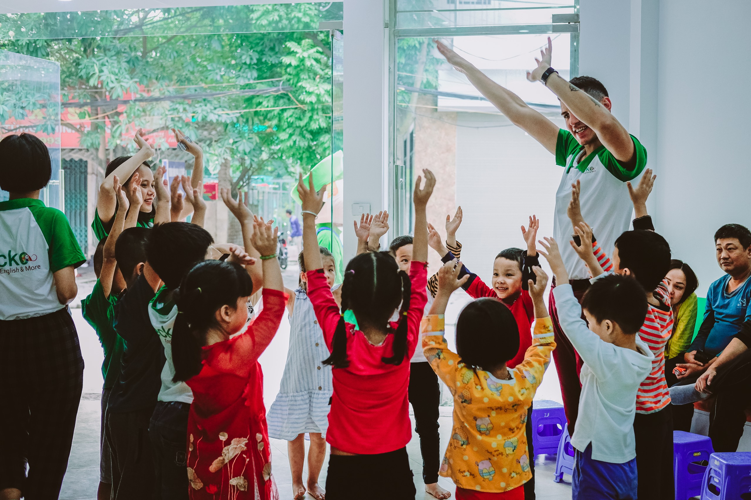 Slide 85765036-d17a-4a12-926d-1a5186e7a187