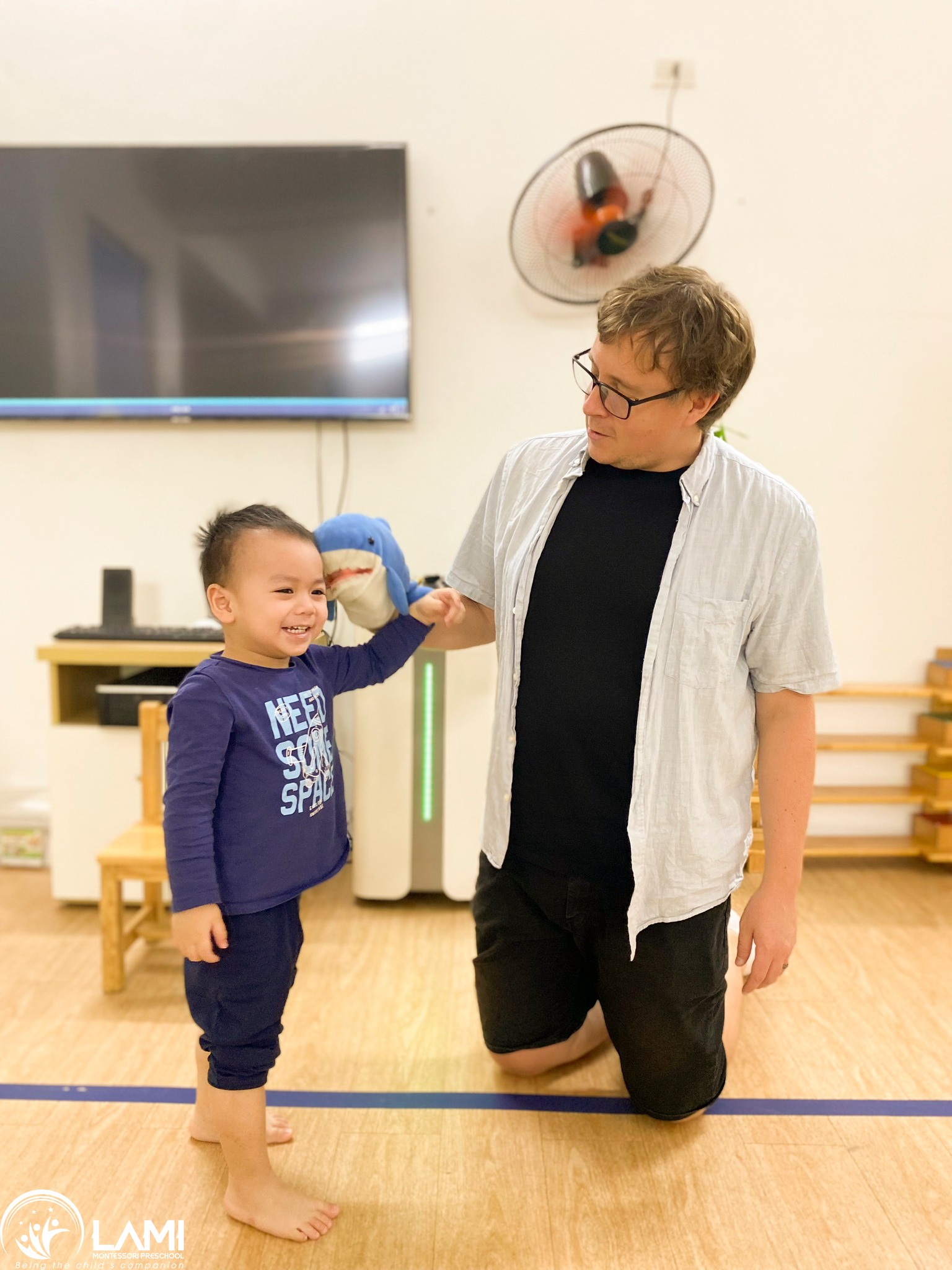 Slide 0464e00b-ab92-4099-b242-2666377b3060