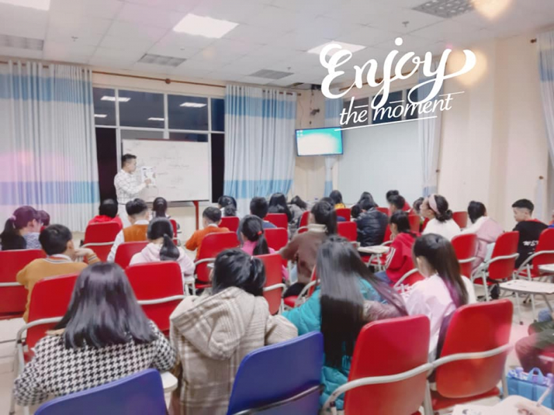 Slide 18f0f379-c5d9-4317-b570-e693d2536ab5