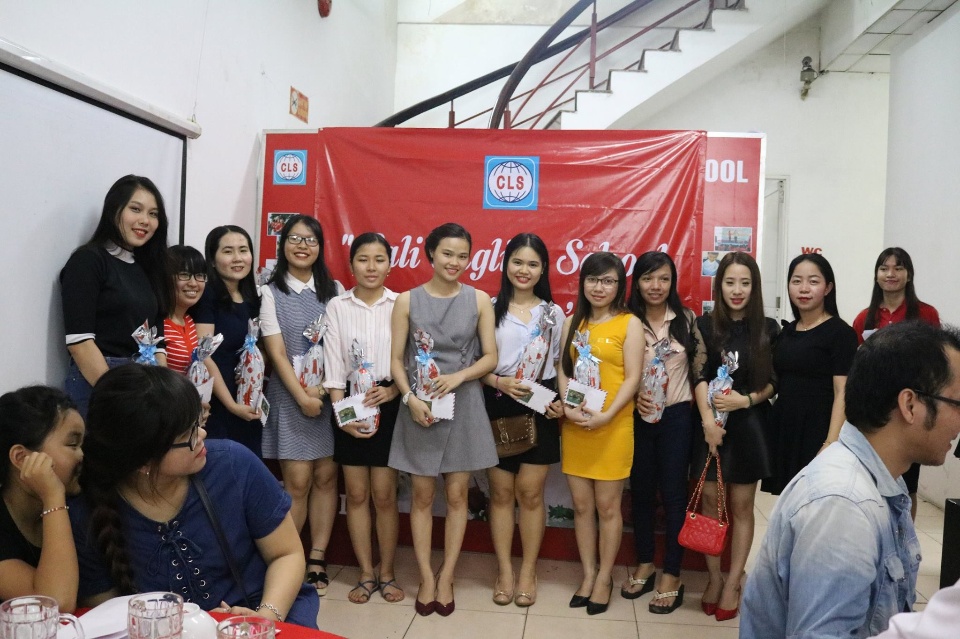 Slide 2578f7d1-1e95-4b6c-b15f-5d7017f778d1