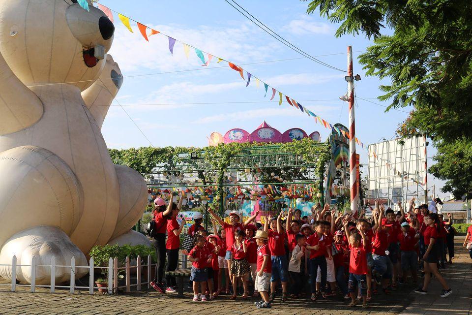 Slide 97fd438f-4463-4692-a0da-c3ce4328bd57