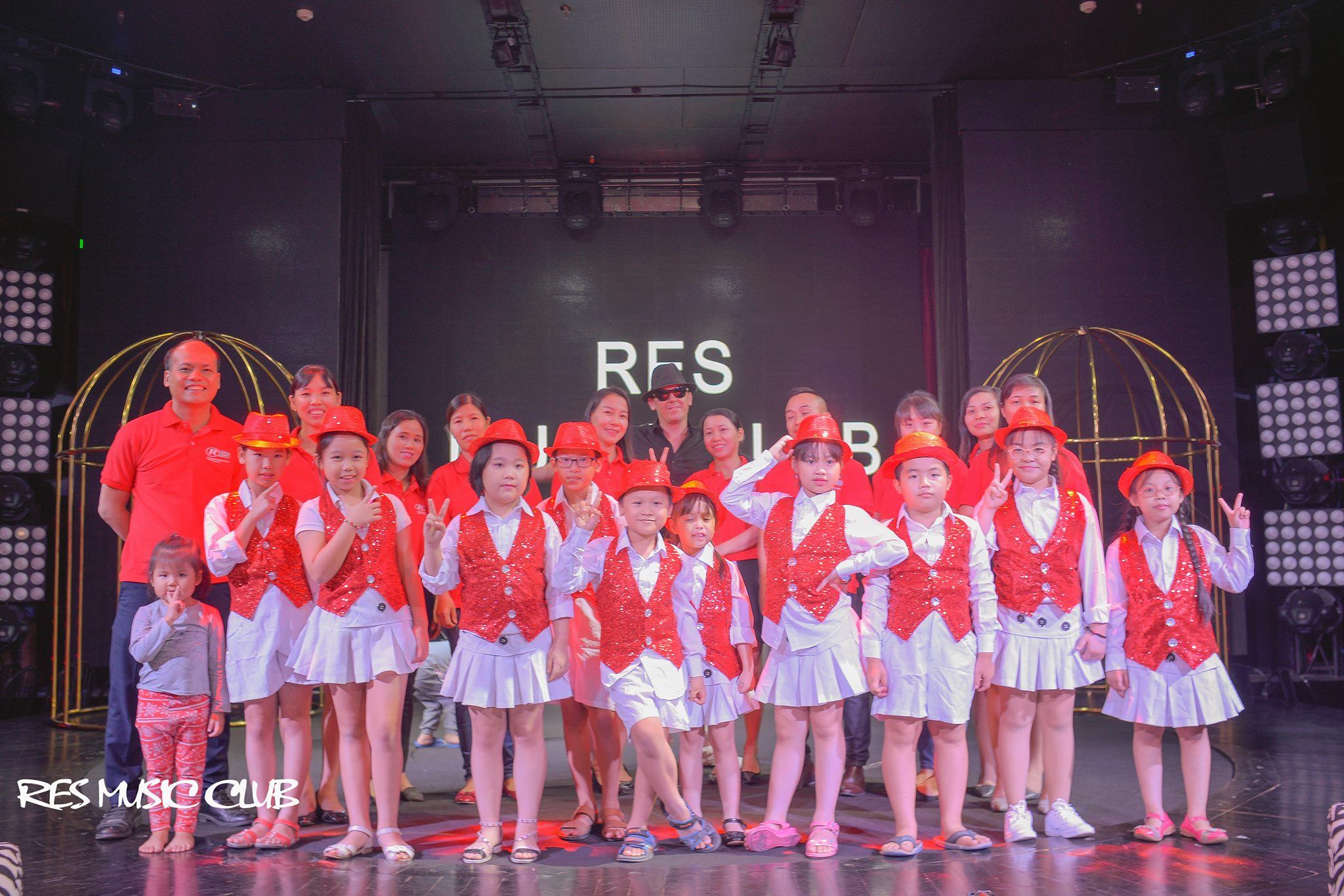 Slide 52a729af-1fd7-47ba-a5b9-01d148f62664