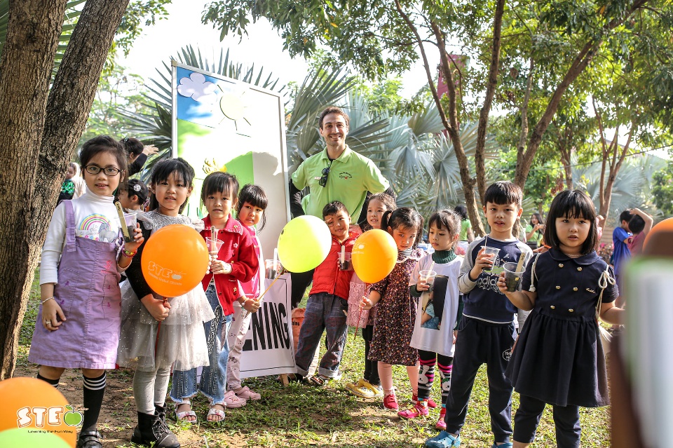 Slide 37a7d96b-9b78-4ec1-a150-e3a80bc78eea