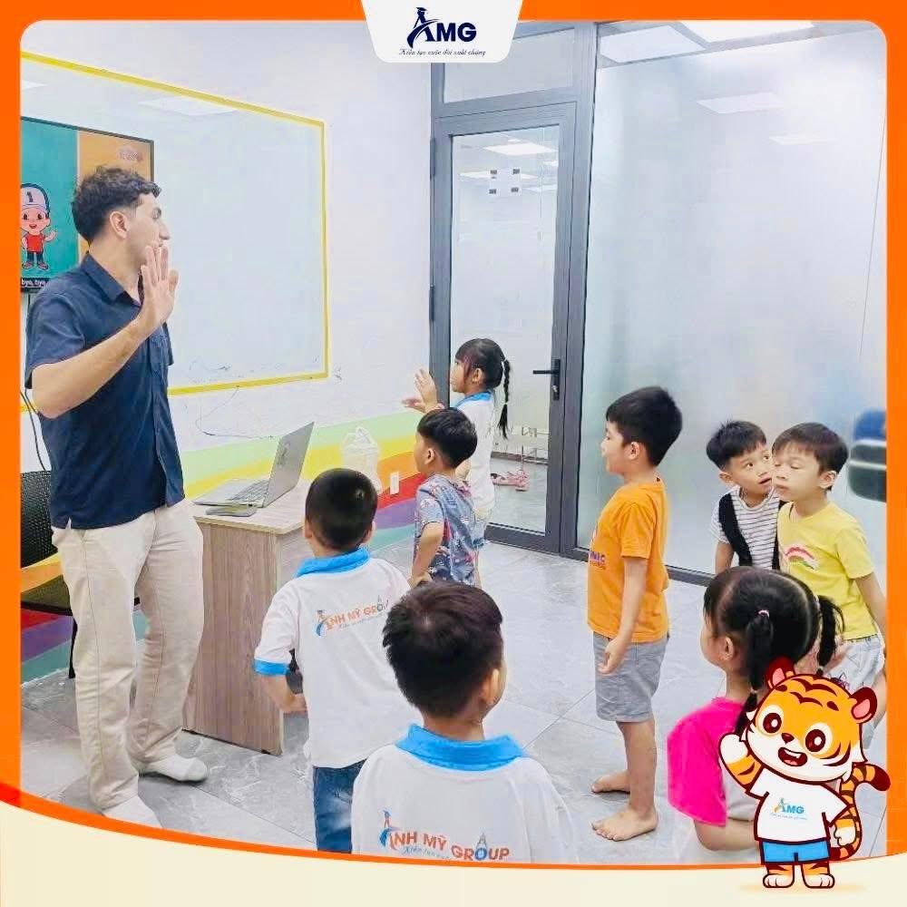 Slide 2c6a76fe-22f3-4194-a4d6-abab494279e1