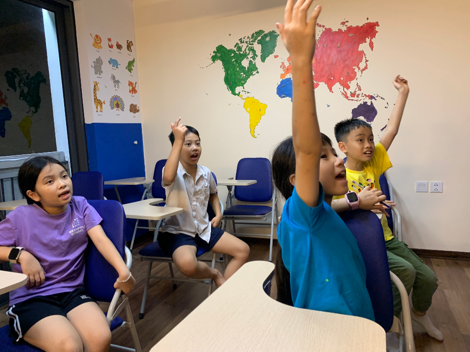 Slide b43e3e64-7a75-4cfa-a91f-60d9d8696b0e