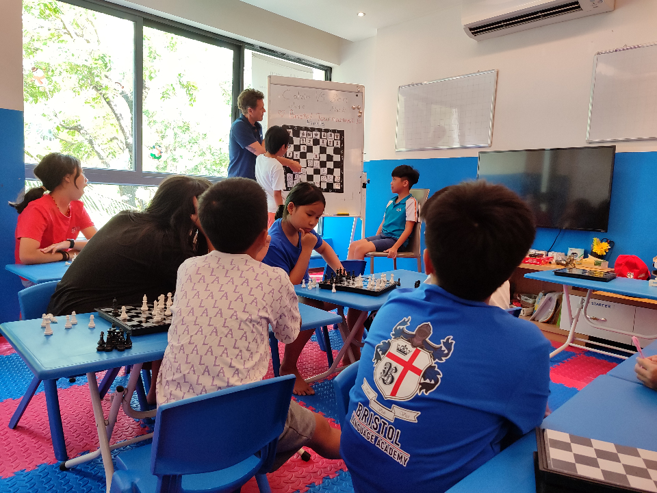 Slide 363c9077-df20-46c8-90b6-177aa148a609