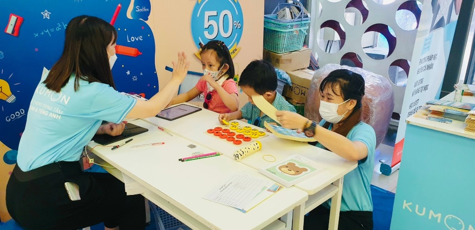 Slide c3d62044-366a-4e7b-9bb7-5960157843bd