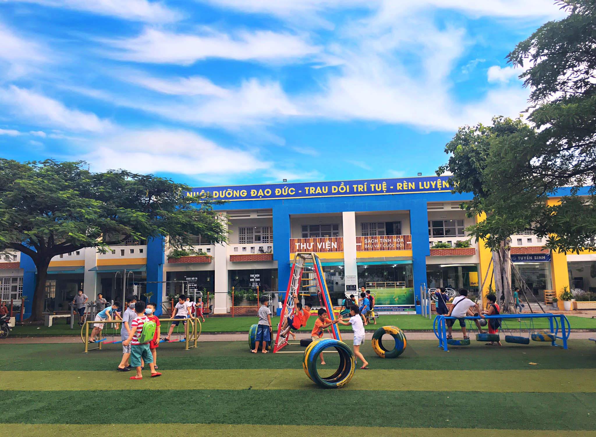 Slide 5d729cc8-e773-4f2c-9cca-2949bb692069