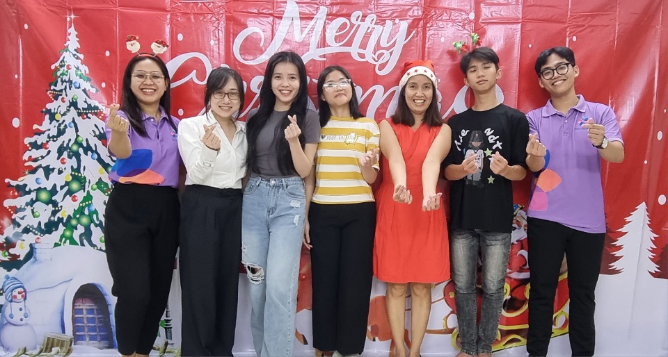 Slide ee4e6e5d-8104-4f91-8e0c-b787ee3bf94e