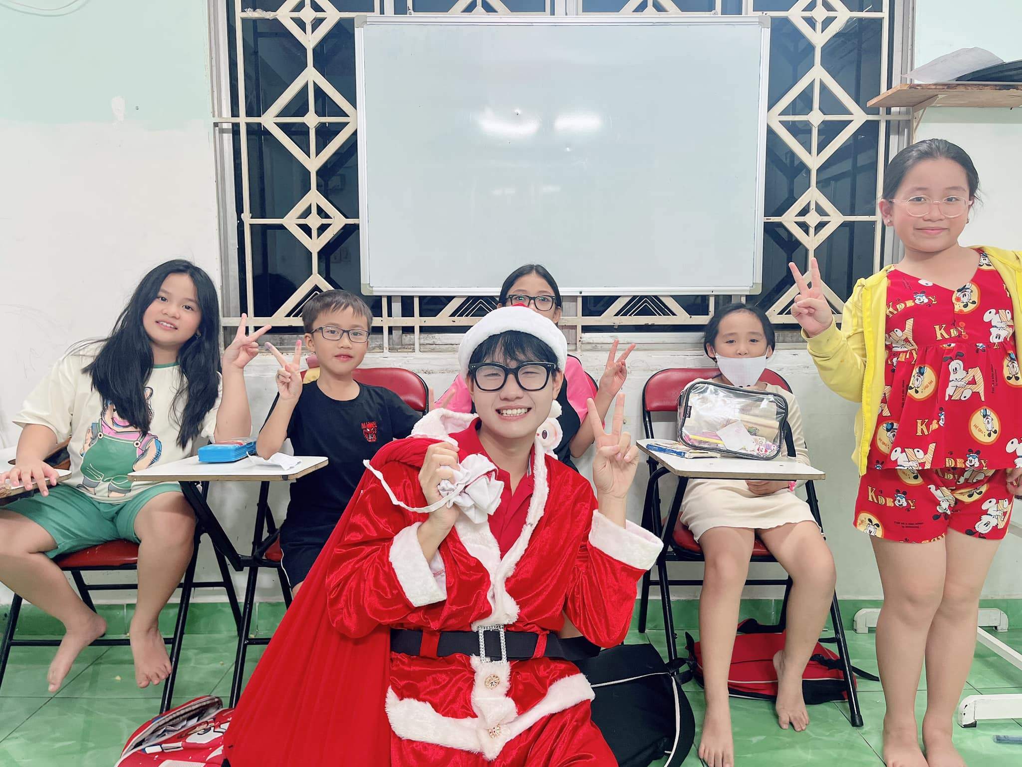 Slide b221d775-5d36-4c4f-8423-3a9d216d8d4b