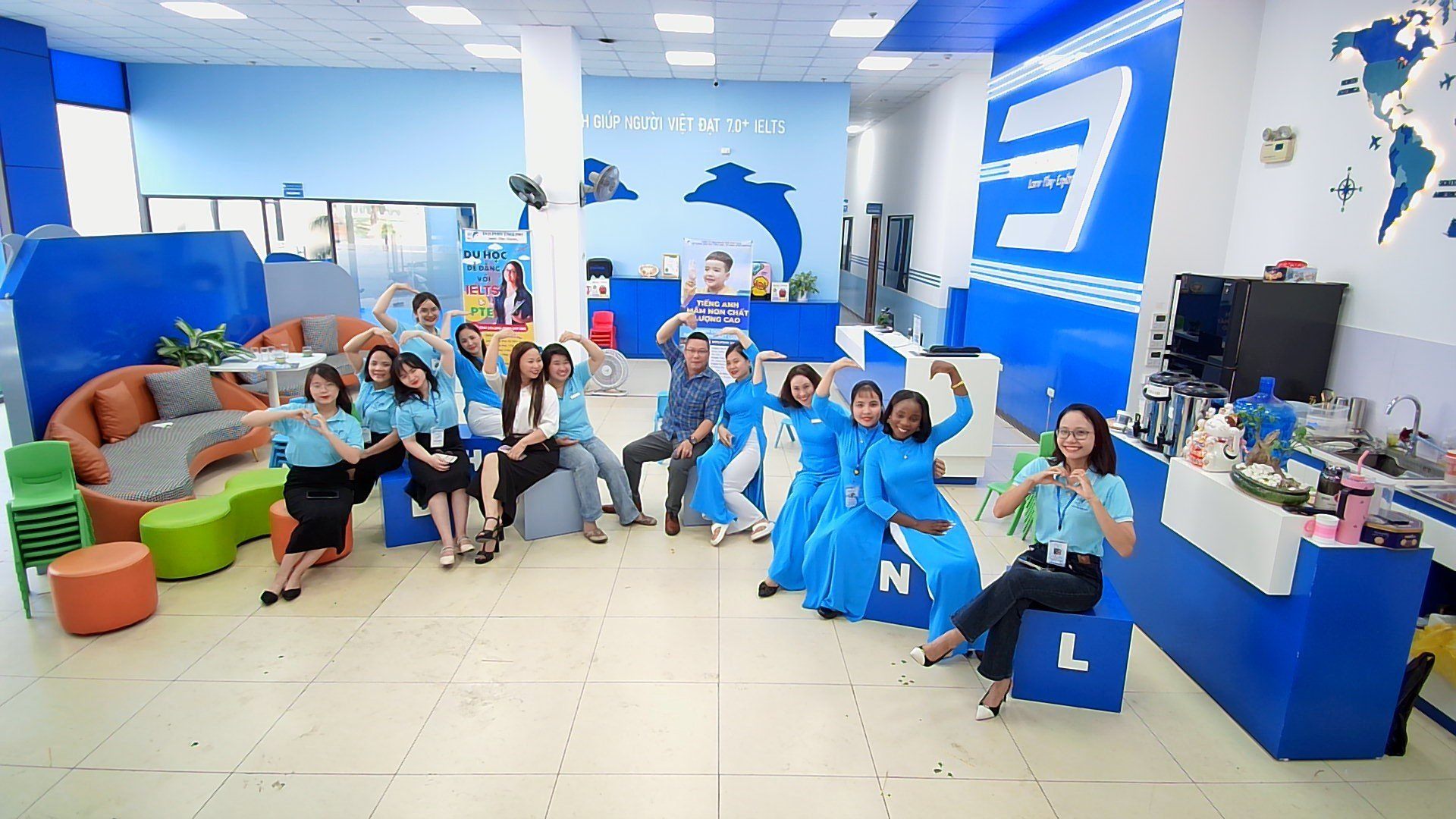 Slide da95902d-be96-4438-8ceb-078237149aaf