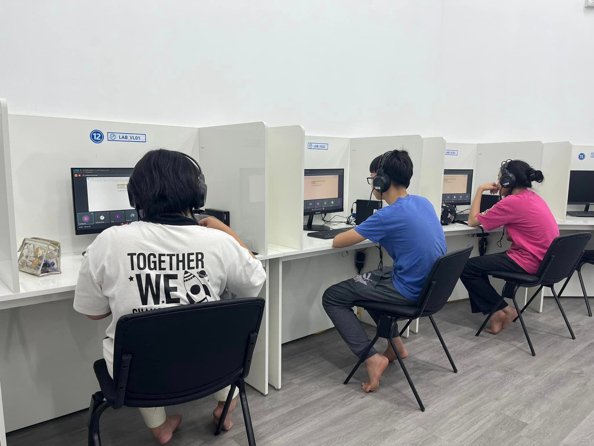 Slide 5791c762-2773-4306-a1b3-53be6f951abb