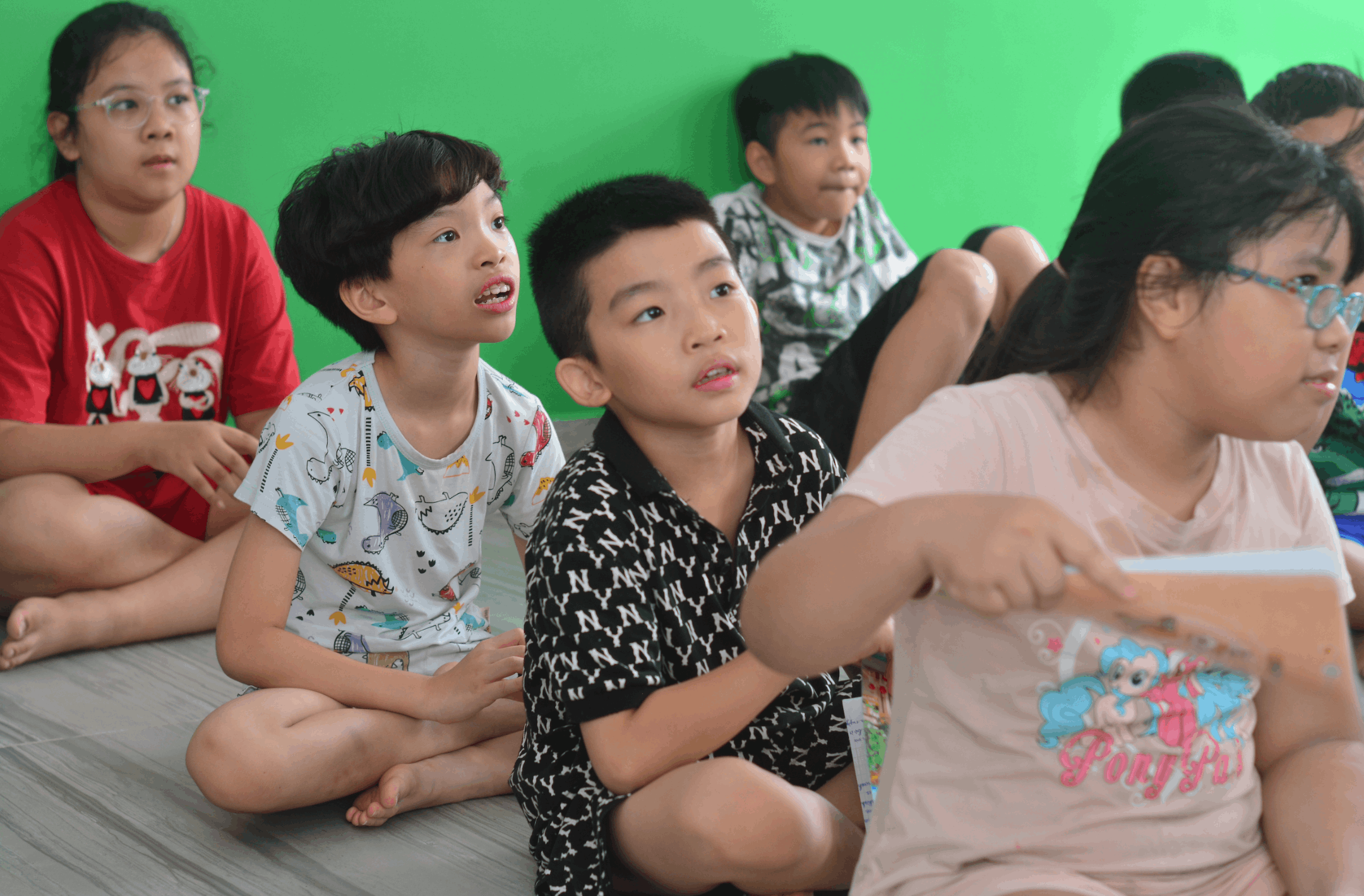 Slide 0e34d598-b192-4b0d-a449-cefd78477f1b