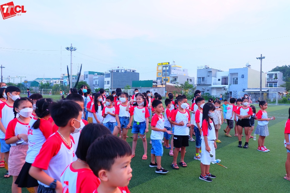 Slide 242d37aa-ef3c-456d-8fc0-c1d89818fbe2