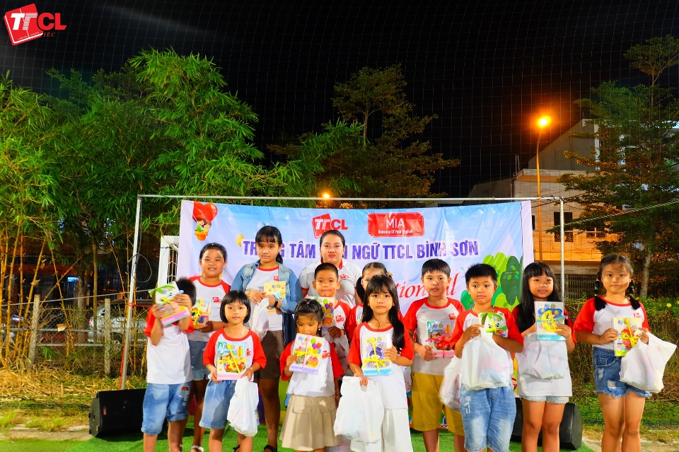 Slide 514e9eb7-a0a6-4872-b287-31dc5c0dbd06