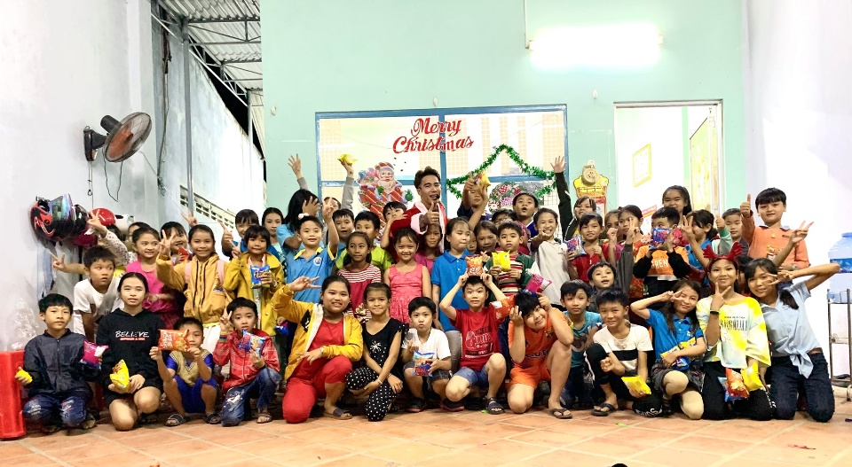 Slide 42f90431-0cbc-4e3b-b489-96d244340a4a